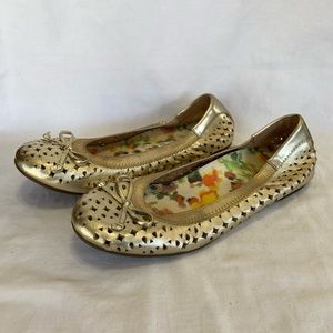 Vionic gold perforated leather ballet flats